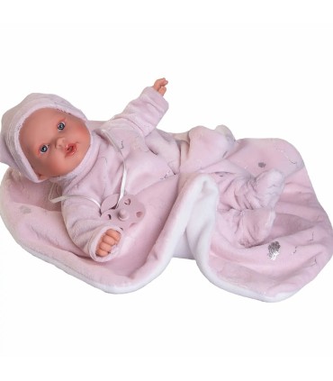 KIKA LAGRIMITAS CON MANTITA