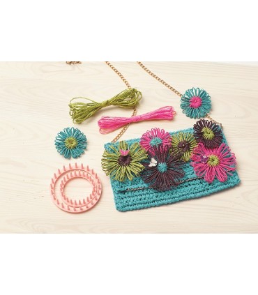 BOLSO DE MANO DE RAFIA CON FLORES